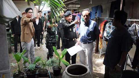 มทบ.15 ลุยจัดระเบียบหลังนักการเมืองท้องถิ่นรุกพื้นที่สาธารณะ