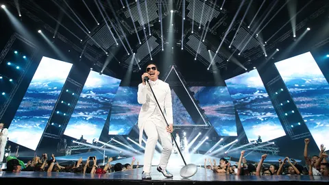 แฟนเพลงนับหมื่นทึ่ง! 'สล็อต แมชชีน' สุดมันส์ จัดเต็มโปรดักชั่นอลังการ