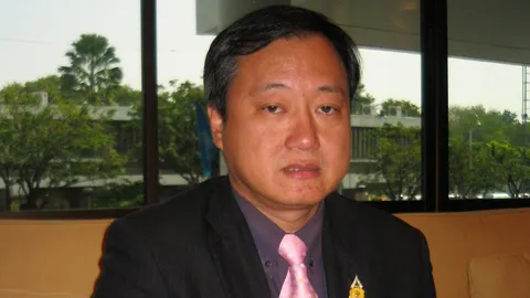 สนช.สมชาย ยก รธน.ม.5 ยัน มีอำนาจถอดถอนนักการเมือง