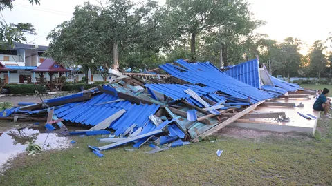 ฝนกระหน่ำปราจีนบุรี โรงเรียน-บ้านเรือนเสียหายยับ