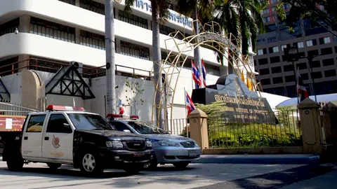 "ปทุมวัน" ยันเปิดวิทยาเขตไม่ได้ย้ายหนี