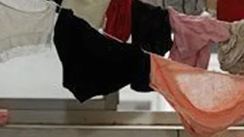 รวบ 2 โจรโรคจิต ลัก กกน.ผู้หญิงขายตามสั่ง