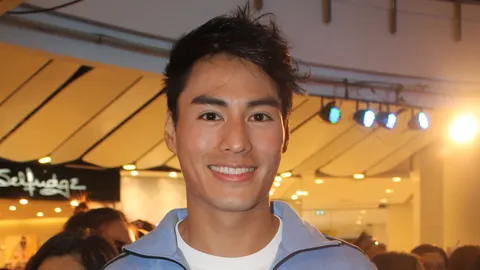 ‘ต้าร์’ เมินคนเม้าท์ ‘คิตตี้’ ดอดเฝ้าตามงาน