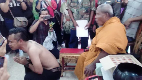 ลองของ! ตะกรุดเกจิบางระจัน ขวานฟันไม่เข้า