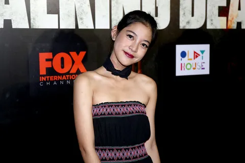 หนุ่มบุกขอไลน์กะจีบ 'สายป่าน' มองเมิน! เชิดใส่! 