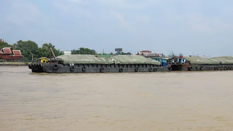 ยกเครื่องท่าเรือเทียบชั้นสนามบิน