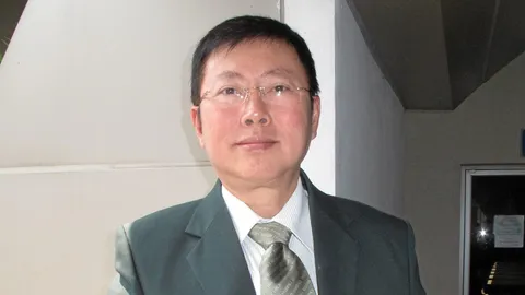 อดีต ส.ว.จี้ 'บวรศักดิ์' เลือกตำแหน่ง