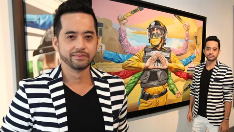 กะเทาะเปลือก + จิกกัดคนในเครื่องแบบผ่านงานศิลปะ สไตล์ 'ปาล์ม อินสติงค์'