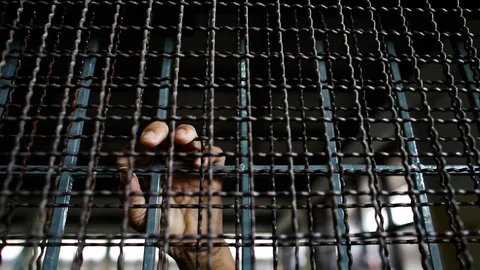 รื้อกองปราบ ปิด‘ตำนานผี’ เฮี้ยนห้องขัง สร้างตึกสตม.