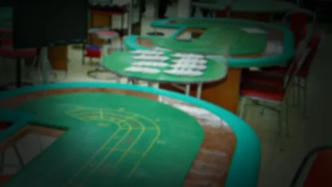 ทลายโต๊ะสนุ้กลอบเปิดบ่อน รวบนักพนันกว่า30ราย