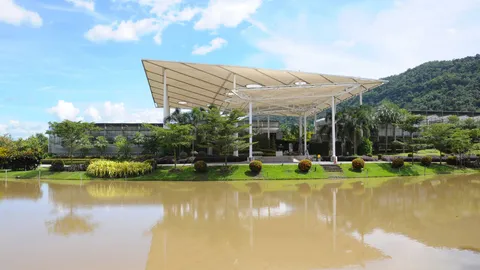 ลุยแจ้งดำเนินคดี 'ดาษดารีสอร์ท' รุกป่าสงวนน้ำตกเขาอีโต้