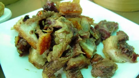 ตรังเร่งตรวจโรงย่างหมูให้ได้มาตรฐาน หลังชาวบ้านร้องเรียนมาก