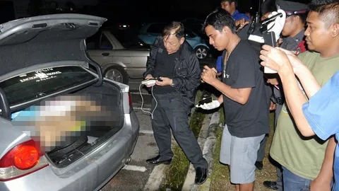 ฆ่ายัดเก๋ง