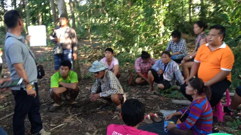 ทหารลุยบ่อนไพ่ในป่า จับ35นักพนัน-ยึดบัญชี‘ส่งส่วย’