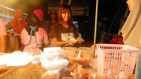 เหนียวไก่ไลล่า สุดฮอต