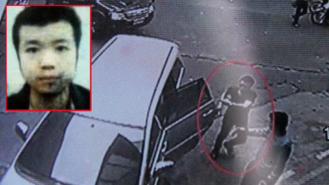 เจอในเขมร หนุ่มจีนถูกอุ้ม ตร.สอบเข้มที่มา-ที่ไป