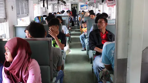 กู้หัวรถจักรตกรางที่ยะลาแล้ว เปิดวิ่งปกติวันนี้