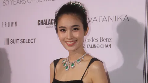 ‘ปอย’ ปัดกุข่าวหนุ่มฮ่องกงซื้อเพชรให้ ฟุ้งรักแฮปปี้แต่ไม่พร้อมเปิดตัว