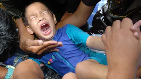 ร้องจ๊าก 