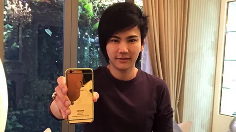 นักธุรกิจดังเชียงใหม่ เปิดซิง 'ไอโฟน 6 ทองคำ' คนแรกของไทย
