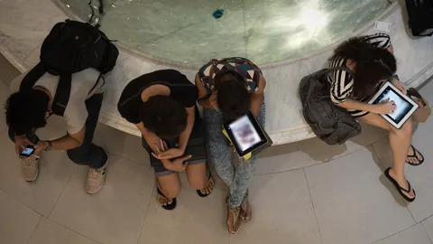 กดส่งข้อความ ถ่วงคอด้วยมือถือ