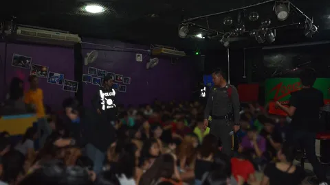 สั่งปิดผับพัทยา! ตร.ผงะ เจอเยาวชนเที่ยวผับอื้อ กว่า 150 คน