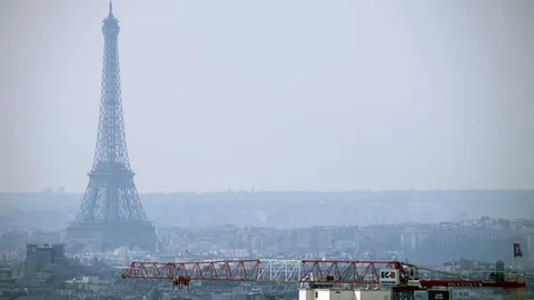 เอาจริง ลดมลพิษ! นายกเล็กปารีส ถึงขั้นเสนอห้ามใช้รถดีเซล