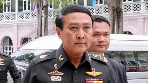 ผบ.ทบ. เป็นประธาน พิธีสดุดีวันวีรไทย ปีที่ 73 