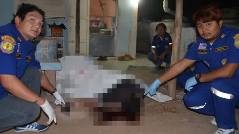 คลั่งฆ่า3ศพ! บุกยิงอัยการดับพร้อมสาว ระเบิดขมับตายตาม