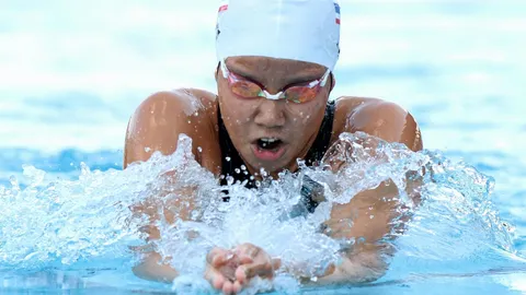 'เงือกจีน่า' ทุบสถิติ ว่ายนํ้ากีฬาแห่งชาติ