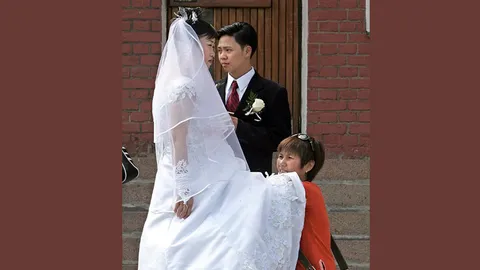 จีนล่าแม่สื่อเวียดนามหลังเจ้าสาวหายร่วม 100 คน