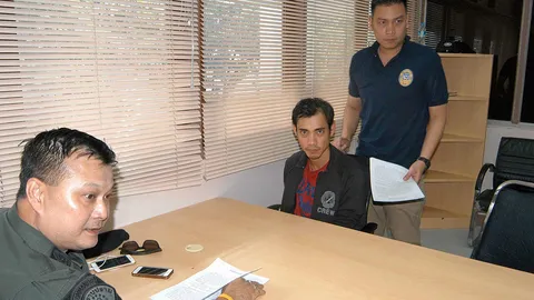 แก๊งโกง ‘พันล้าน’ มอบตัวอีก1คน