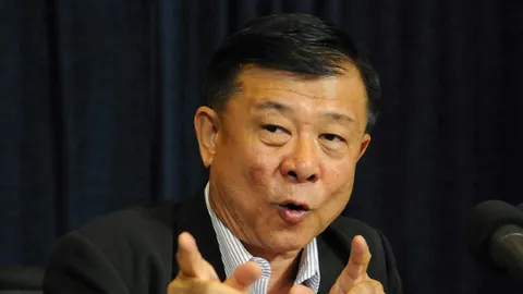 'วิลาศ' จ่อ ชงเรื่องทุจริตในสภาฯ ถึง 'พรเพชร' หลังปีใหม่