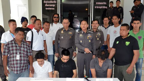 ตร.ภูเก็ต รวบแก๊งชาวจีนปลอมบัตรรูดเงินกว่าล้านบาท