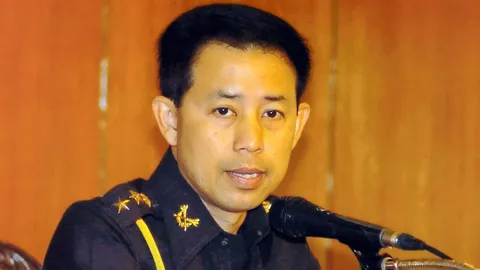 3รมต.ทหารยังควบ