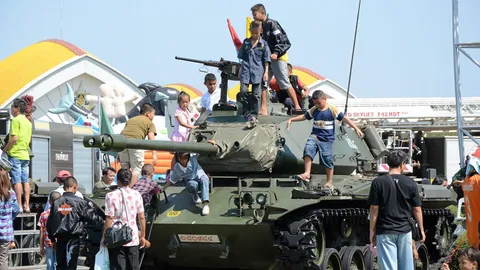 ทบ.เตือนอย่าตื่นย้ายยุทโธปกรณ์ร่วมงานวันเด็ก