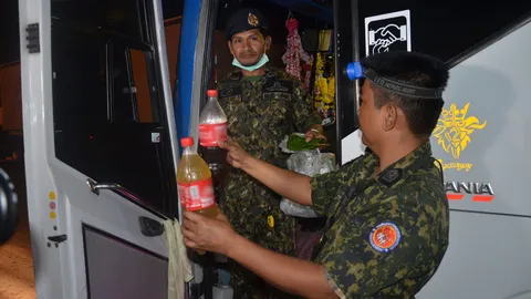 น่าตกใจ! เจอ 4 คันรวด โชเฟอร์ทัวร์ใต้ โด๊ป ‘สี่คูณร้อย’