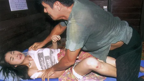 ‘มด’เหยื่อ‘เอ็กซ์’หื่น! ดิ้นสู้ผ้าถุงเปิดเปิง