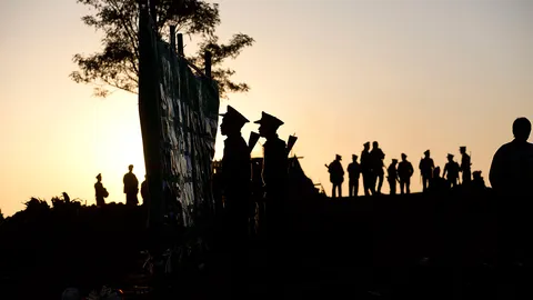 ทหารเมียนมาร์ปะทะกบฏในรัฐคะฉิ่น ชาวบ้านหลายร้อยหนีตาย