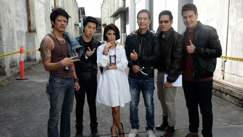 นักร้องนำดับอนาถ "ปริศนาฆาตเกม"