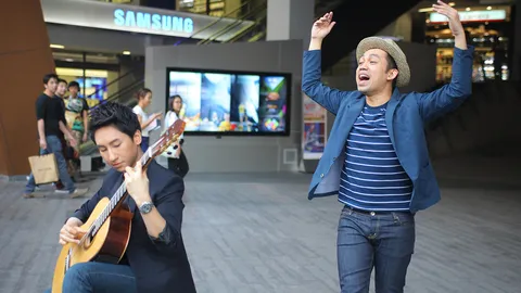 คอนเสิร์ตใหญ่ ของนักกีตาร์ระดับโลก 'เบิร์ด' ปะทะ 'ป๊อด' 