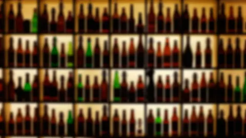 สคอ. จ่อแก้ก.ม. กำหนดเวลาดื่มเหล้าได้ไม่เกินเที่ยงคืน (ชมคลิป)