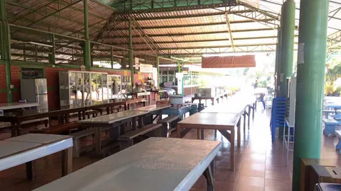 คนในพื้นที่ร้อง ขอวัดป่าสามแยกคืน จากอดีตพระเกษม