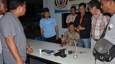 นอภ.-ตร.ท่าศาลา รวบ ผช.ผญบ.ค้ายาให้ลูกบ้านเสพ