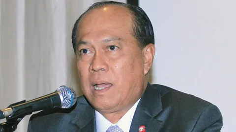 'บิ๊กป๊อก' ถาม ใครพูดโยกผู้ว่าฯ พัวพันผลประโยชน์