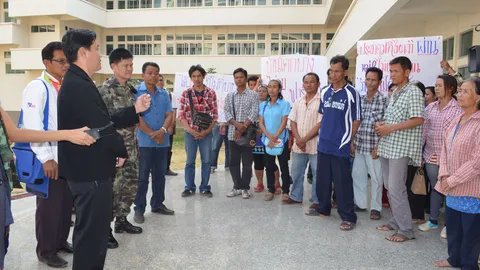 ชาวนางรอง ลุกฮือ! ค้านสร้างฟาร์มไก่ หวั่นเกิดโรคระบาด