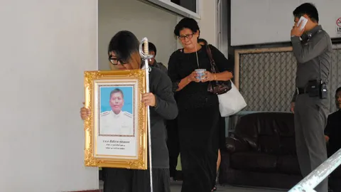 ผบ.ตร. เป็นประธานรดน้ำศพ จร.ดีเด่น ปูนบำเหน็จ 3 ชั้นยศ