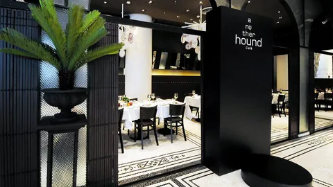 ปรับโฉม Another Hound Café เก๋ไก๋อินเทรนด์