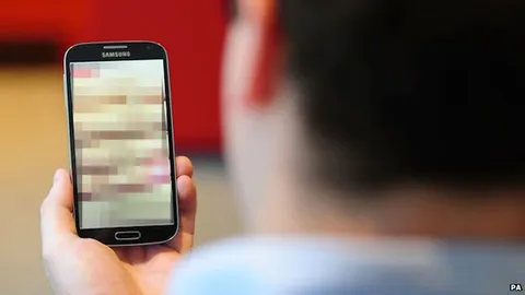 อังกฤษ-เวลส์ บังคับใช้ก.ม. ห้ามโพสต์ภาพเซ็กซ์ แก้แค้นแฟนเก่า