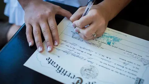 เคล็ดเฮง! ชื่อดี ชื่อร้าย! จดทะเบียนแบบไหนดีถึงจะรักยั่งยืน?